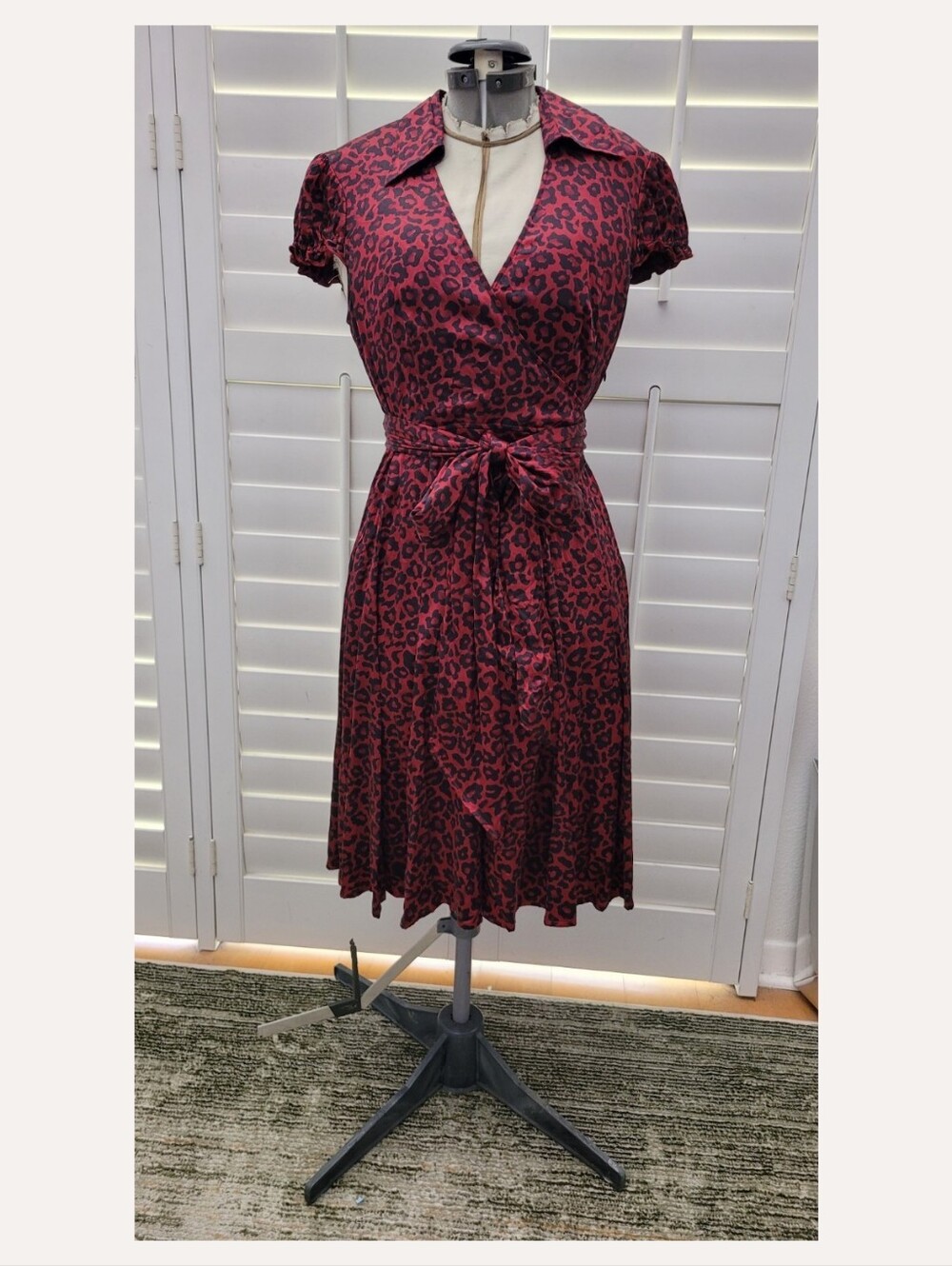 Moda International Silk Leopard Wrap Dress Red Black Size 6 Pinup